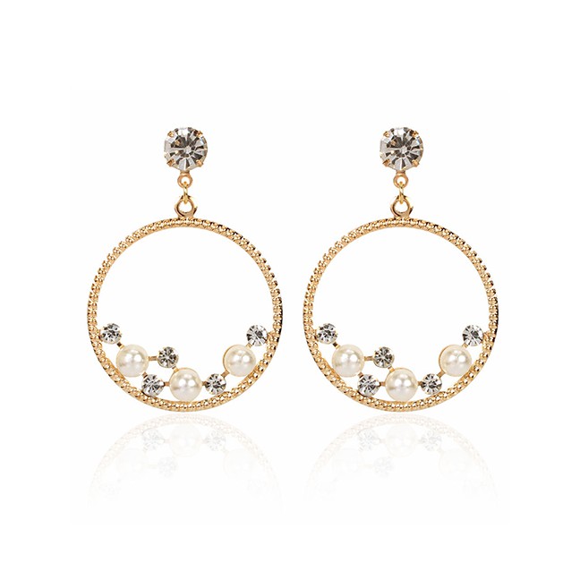 LRC Anting Tusuk Fashion Golden Alloy Round Diamond Earrings K44368