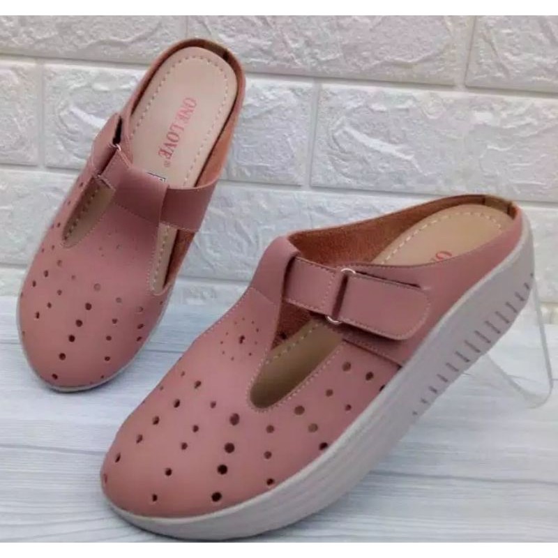 sepatu tutong wanita one love