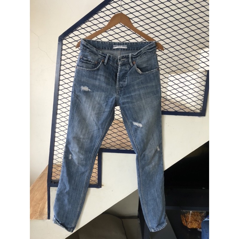 Celana Panjang Jeans Sixteen Denim Scale