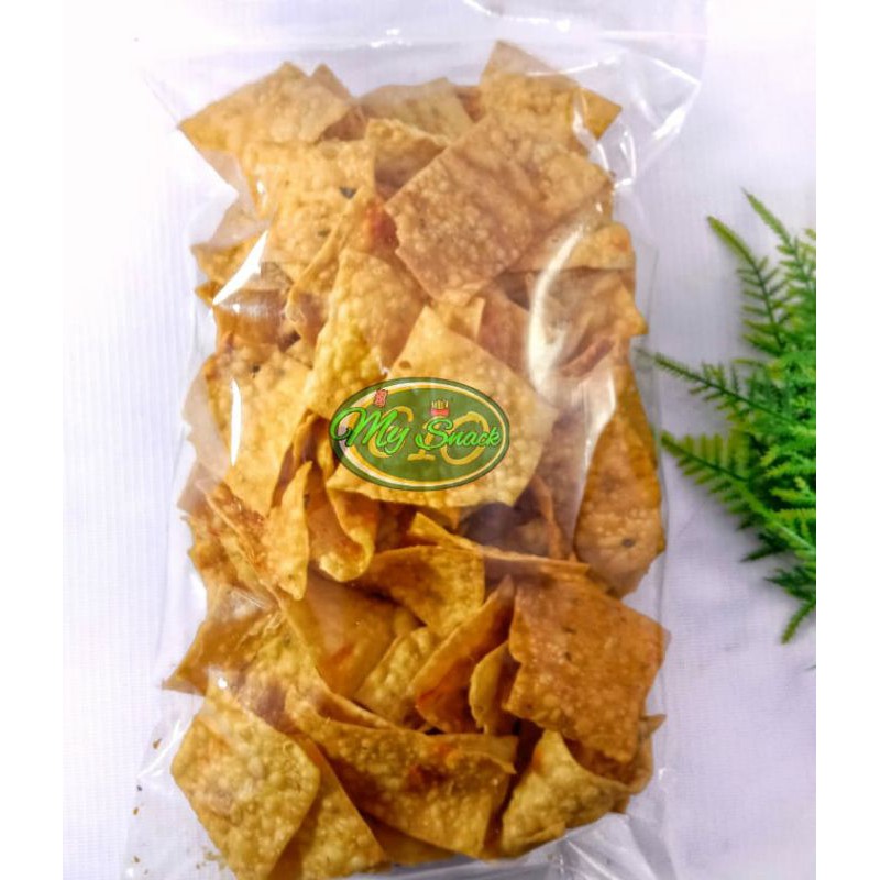 

CEMILAN SNACK KERUPUK KRIPIK BAWANG PANGSIT ASIN RENYAH 250GR