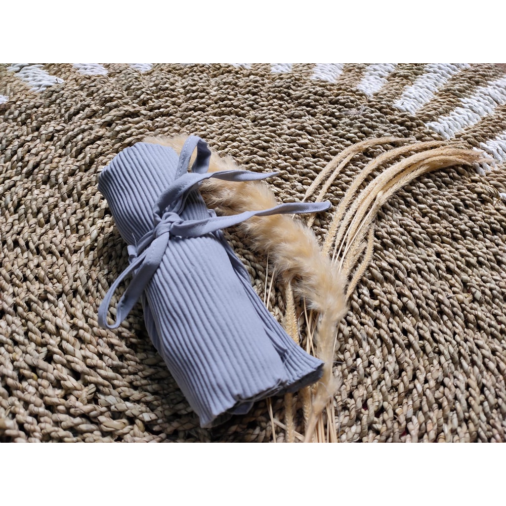 PASHMINA FULL PLISKET ZIPPER RESLETING/ PASHMINA ZIPPER RESLETING DIAMOND BY IZZA-ABU MUDA