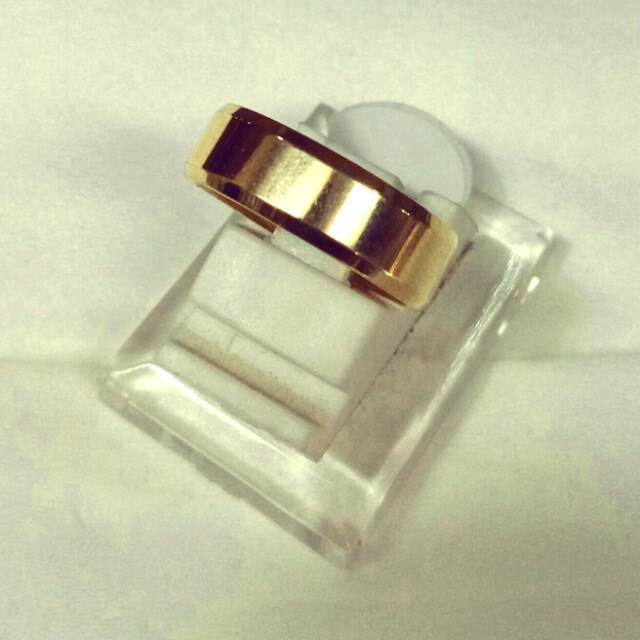 Cincin kawin polos titanium
