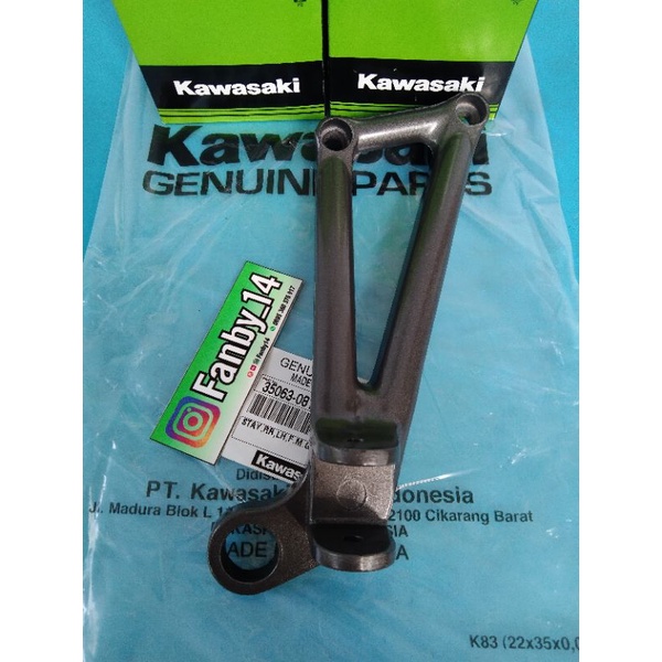 Stay Step Dudukan Step FootStep Belakang Kanan Ninja RR New ORIGINAL KAWASAKI