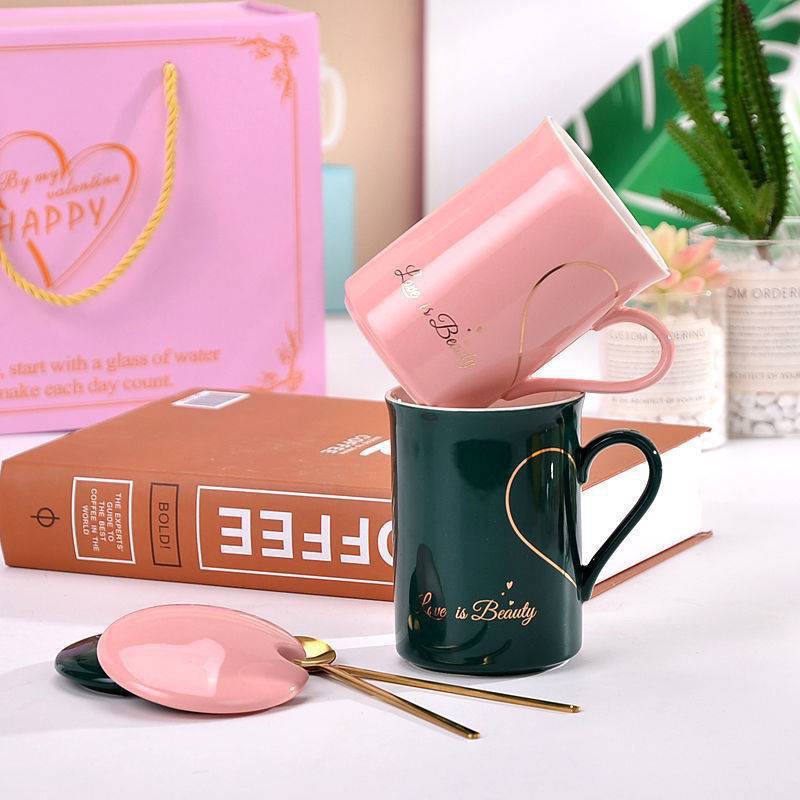 MUG LoVE is Beauty / GELAS KERAMIK GIFTBOX  +cocok untuk hadiah