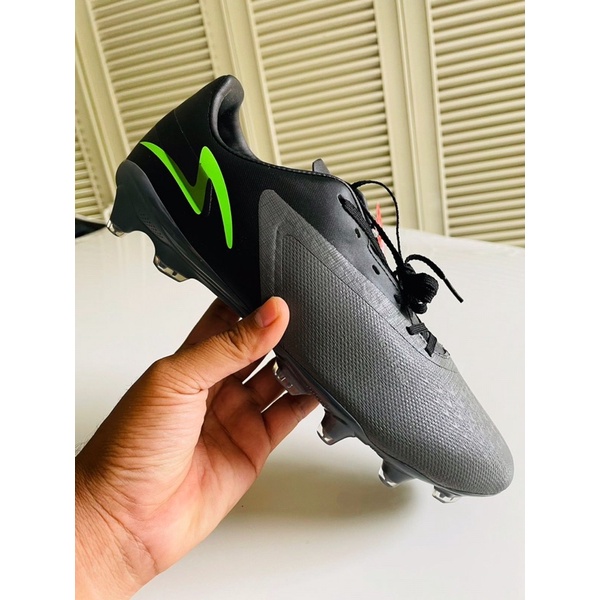 Sepatu Bola Specs REACTO BLITZ ELITE FG
