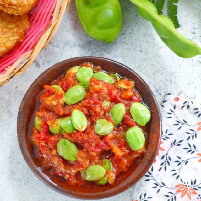 

Sambel Pete Nyonya Pedez Segerrr