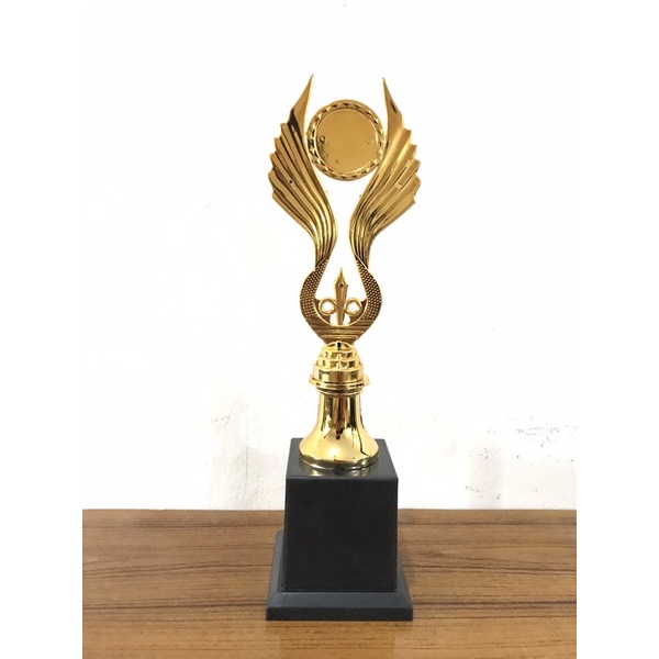 Piala Sekolah 35 cm