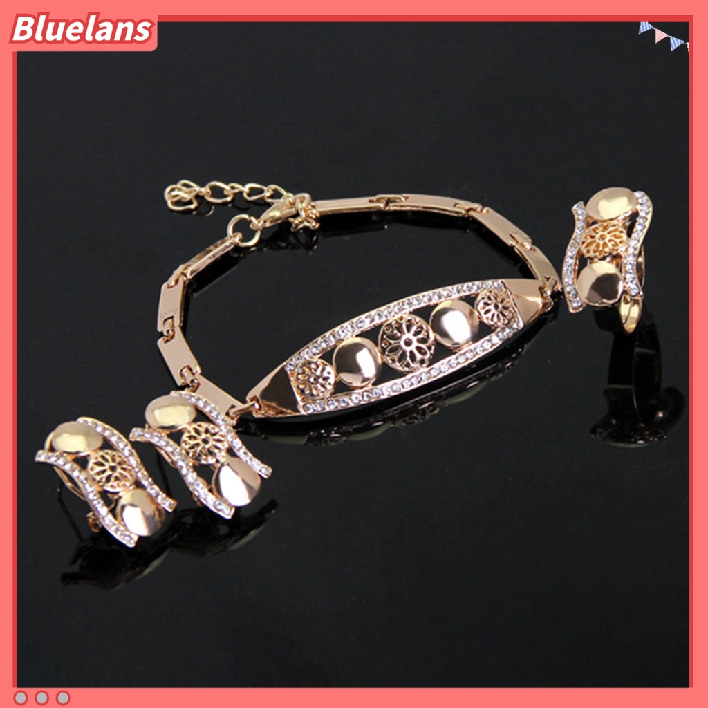 4pcs / Set Kalung Choker Anting Gelang Cincin Berlian Imitasi Bentuk Geometris Hollow Untuk Wanita