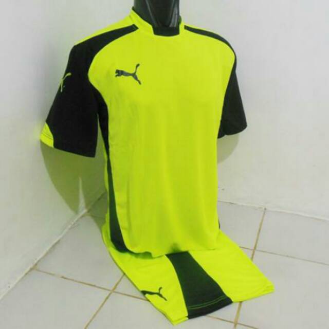 Jersey Setelan Futsal/ Puma/ Baju Bola/ Kaos Olahraga/ Kostum/ Seragam Team/ Badminton/ Tenis/ Gym