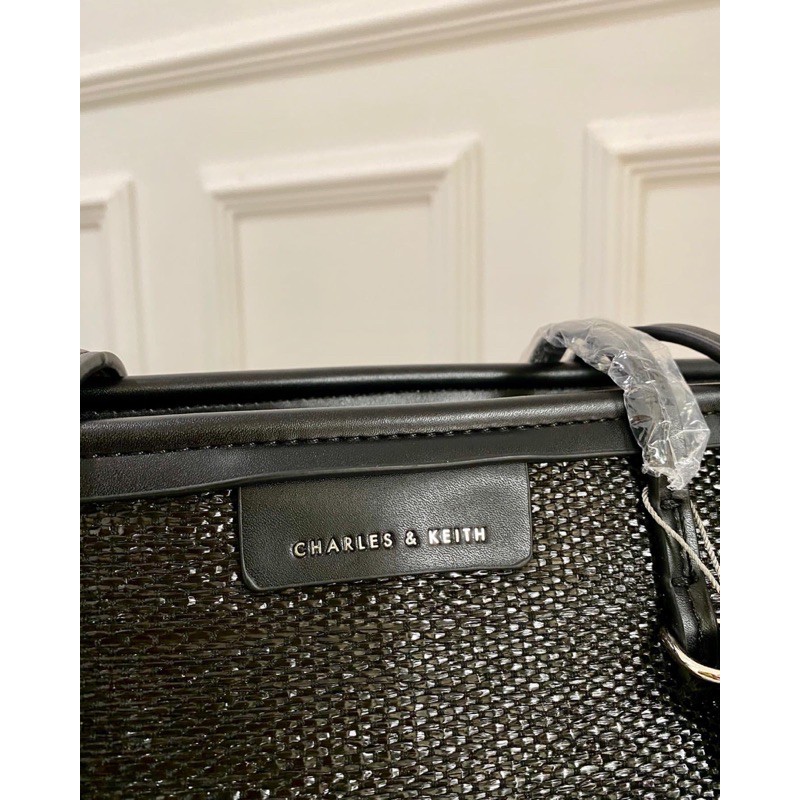 Tas Bahu Wanita Large Textured Tote