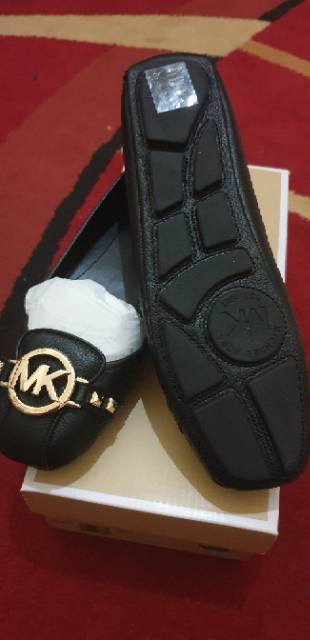 ukuran sepatu michael kors fulton