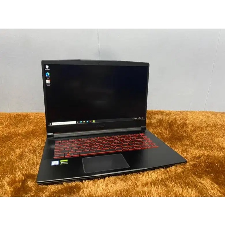 LAPTOP MSI GF63 i5 RAM 8GB 256GB Nvidia GTX 1050Ti SECOND BEKAS