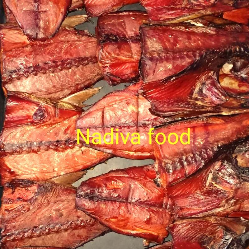 

tuna asap berat 1kg tanpa kepala full badan