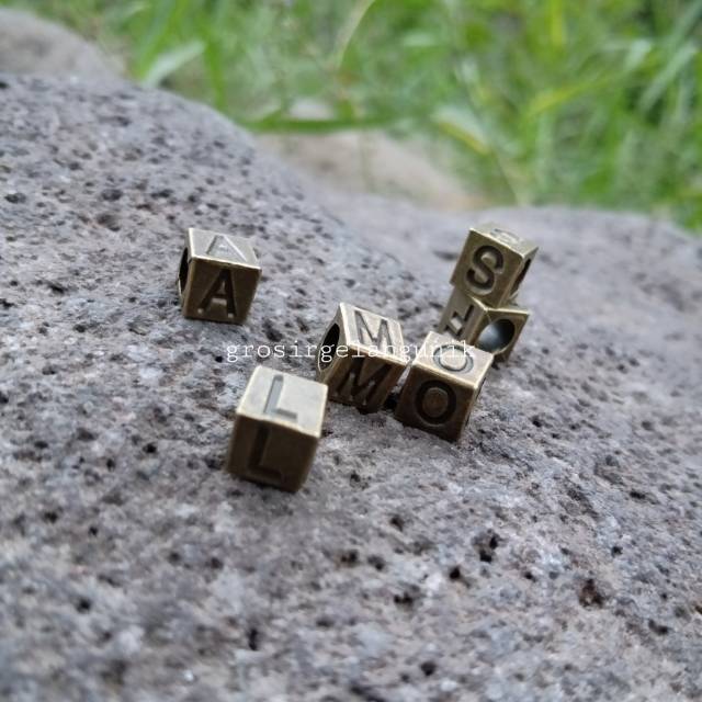TAMBAHAN LOVE DAN HURUF CUBE BRONZE [UNTUK GELANG ATAU KALUNG]