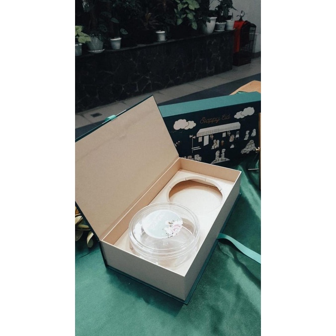 

[COD] HARDBOX LEBARAN IDUL FITRI 30,5x16,5x7,5 cm [COD]