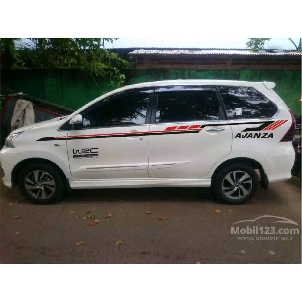 Stiker Mobil Avanza Biru Metalik