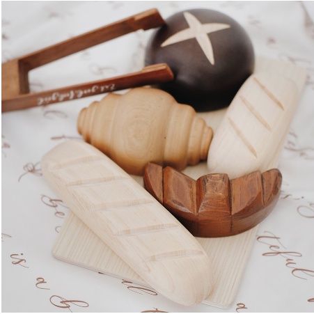 Lettering and Life Bread Set Market Collection Mainan Kayu