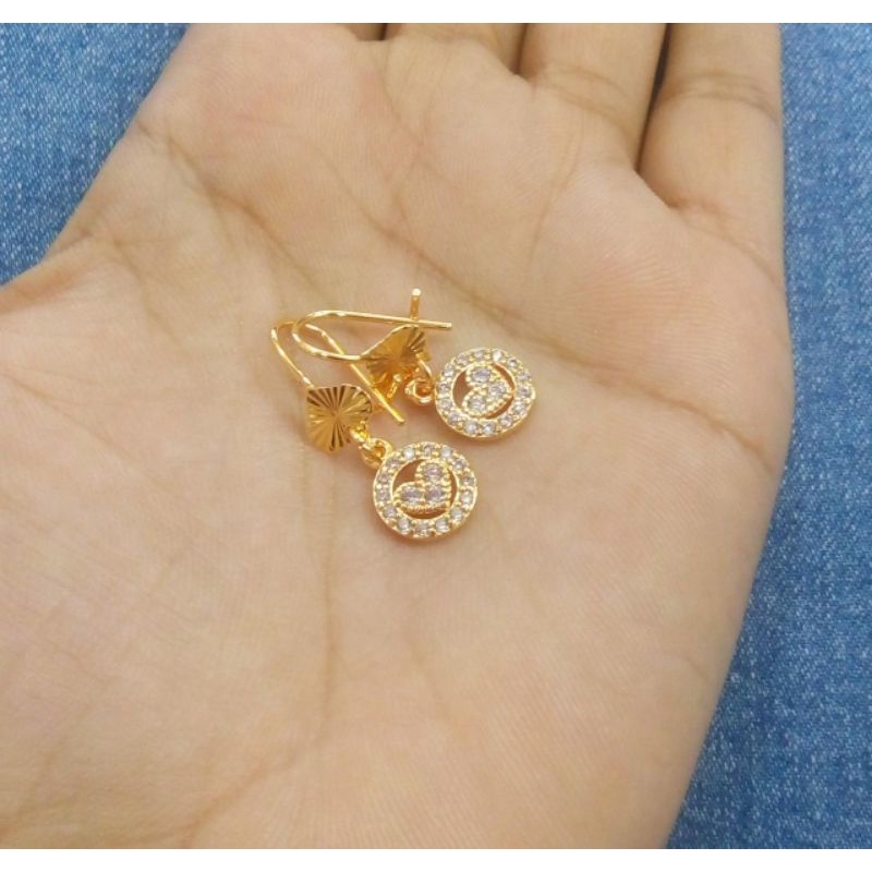 anting gantung love bulat gold titanium perhiasan wanita