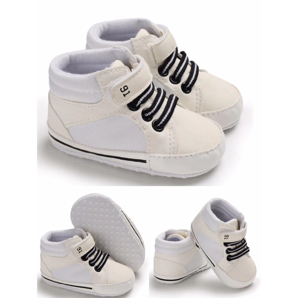 HappyOliver C529 SALUR BOOTS Sepatu Prewalker Bayi Laki Anti Selip Sol Halus Bahan Kulit PU