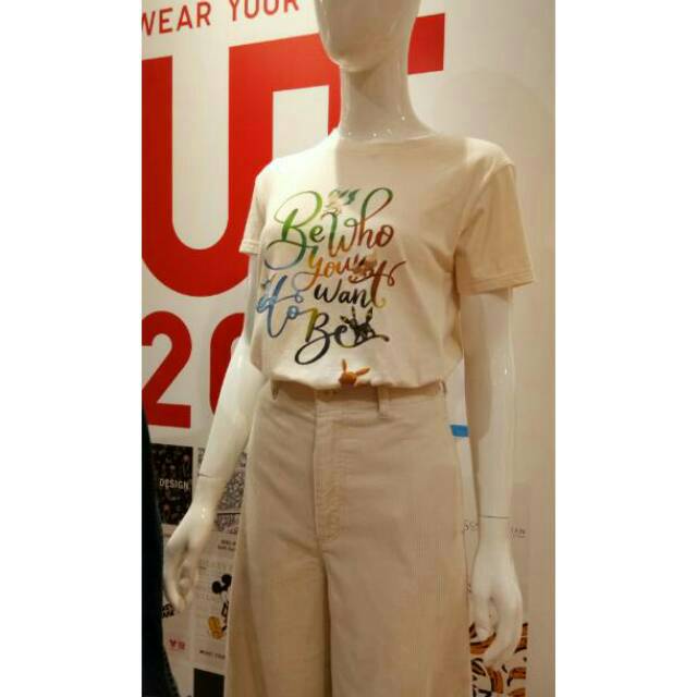 UNIQLO ~ T-shirt Pokemon
