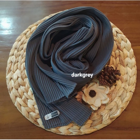 Pashmina plisket FULL ceruty armany (GROSIR) /Pashmina plisket ceruty bebydoll premium/hijab premium-darkgrey
