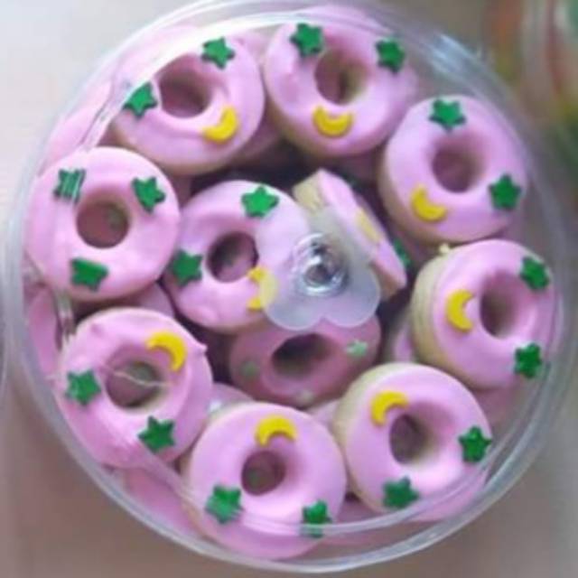 

Ke kering nastar bentuk donat rasa setrawberi