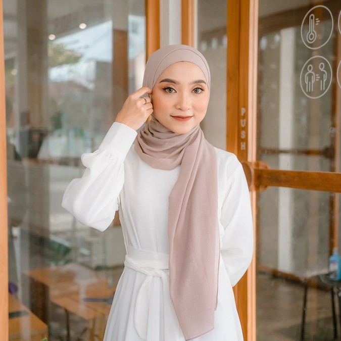 Nadiraa Hijab Zakia Shawl (Pashmina Voal)-3