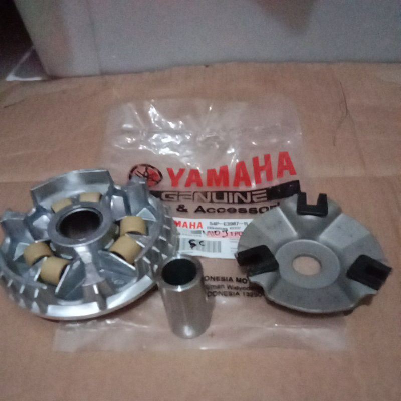 RUMAH ROLLER MOTOR YAMAHA FINO KARBU PLUS ROLLER LAWAN RUMAH ROLLER DAN BOSSING