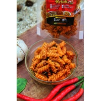 

MAKARONI SPIRAL BANTET RASA BBQ - MACARONI ULIR KRIUK BARBEQUE - CEMILAN MAKRONI GURIH RENYAH ( CEMAL CEMIL KRIUK) 500GR