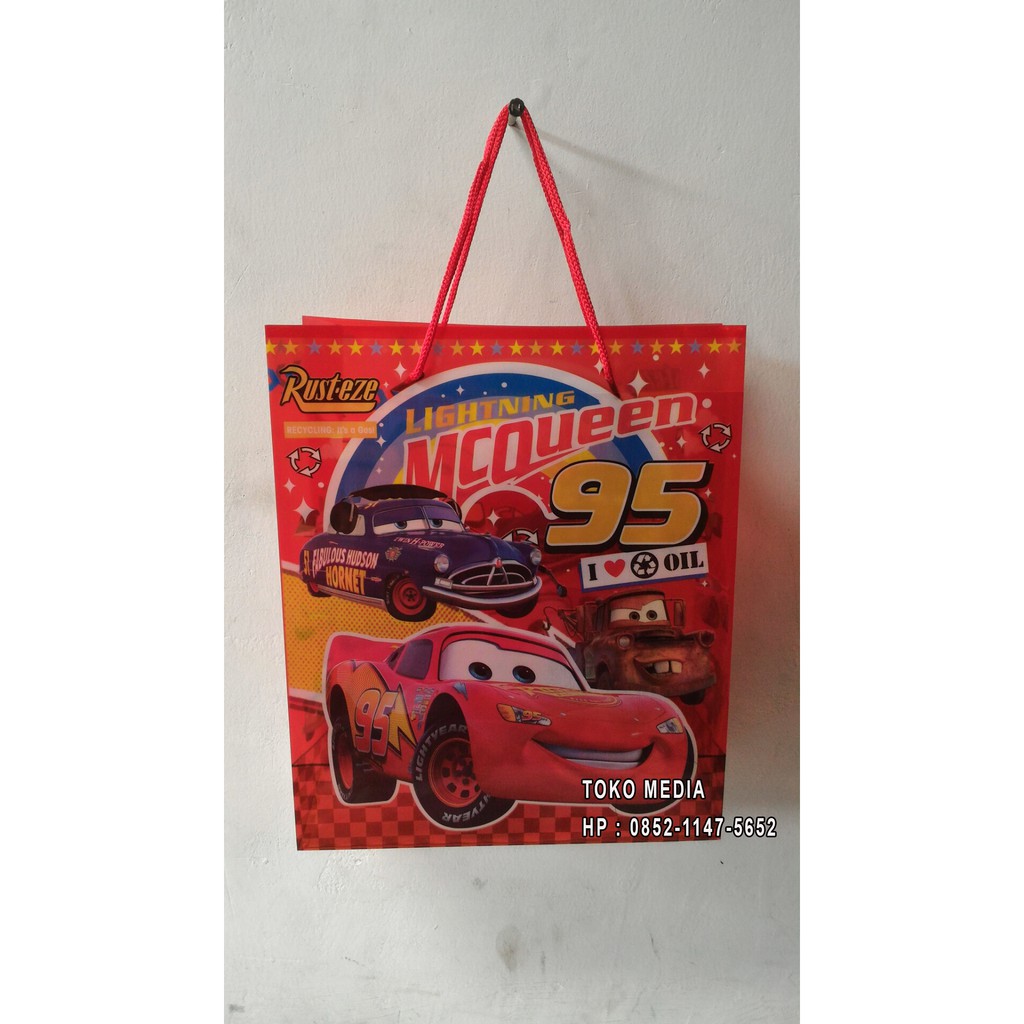 

Tas Tenteng Plastik Goodie Bag Souvenir Ulang Tahun 28x6X23 CARS