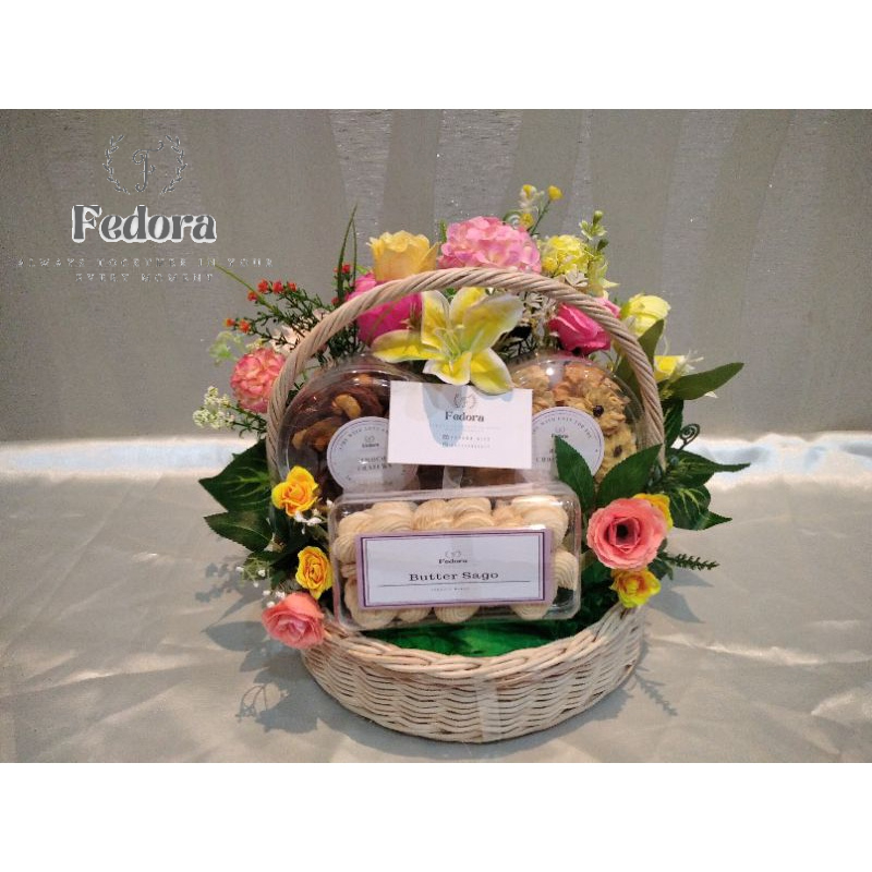 

SOFIA SET HAMPERS/HAMPERS KUE KERING/HAMPERS KERANJANG