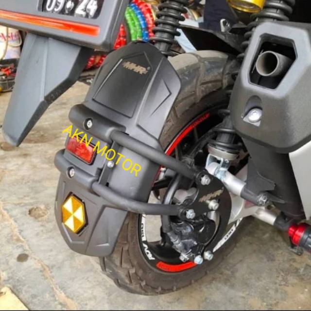 MUD GUARD MHR KHUSUS HONDA ADV 150