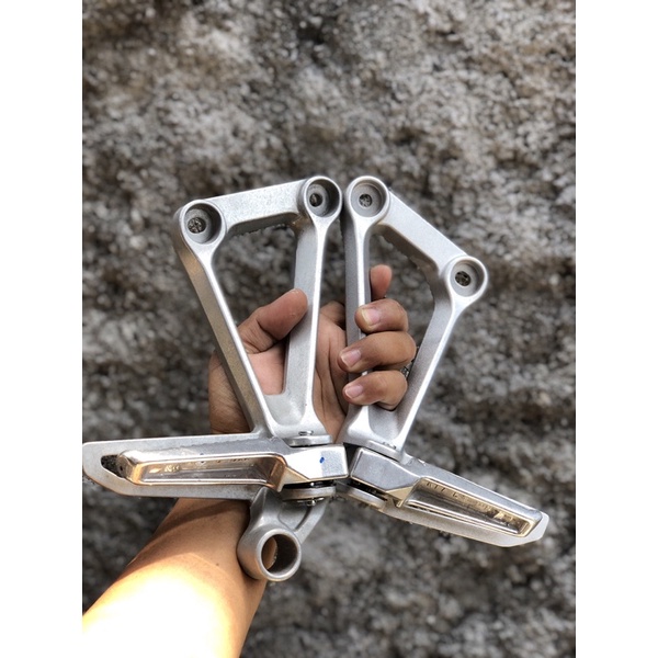 footstep cbr k45 original, pijakan kaki belakang cbr k45