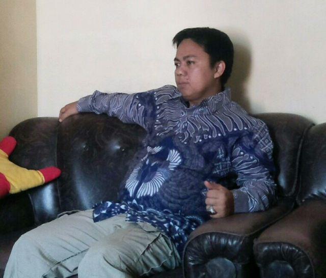 Peksi Wiyasa Biru Kemeja Batik Pria Full Furing Katun Primisima Batik Solo Batik Navy Dongker