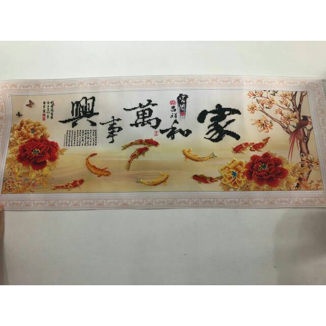 Lukisan fengshui 5d diamond keluarga harmonis bunga dan ikan