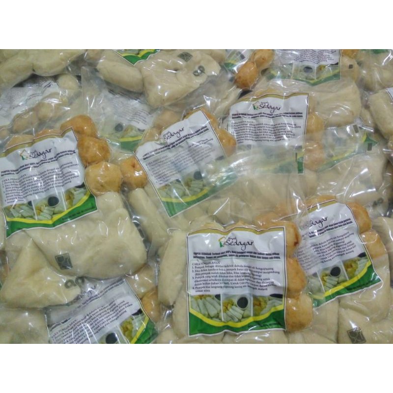 

Pempek isi 15 pcs | Pempek Palembang | Pempek Sedagar 100% Ikan Tenggiri