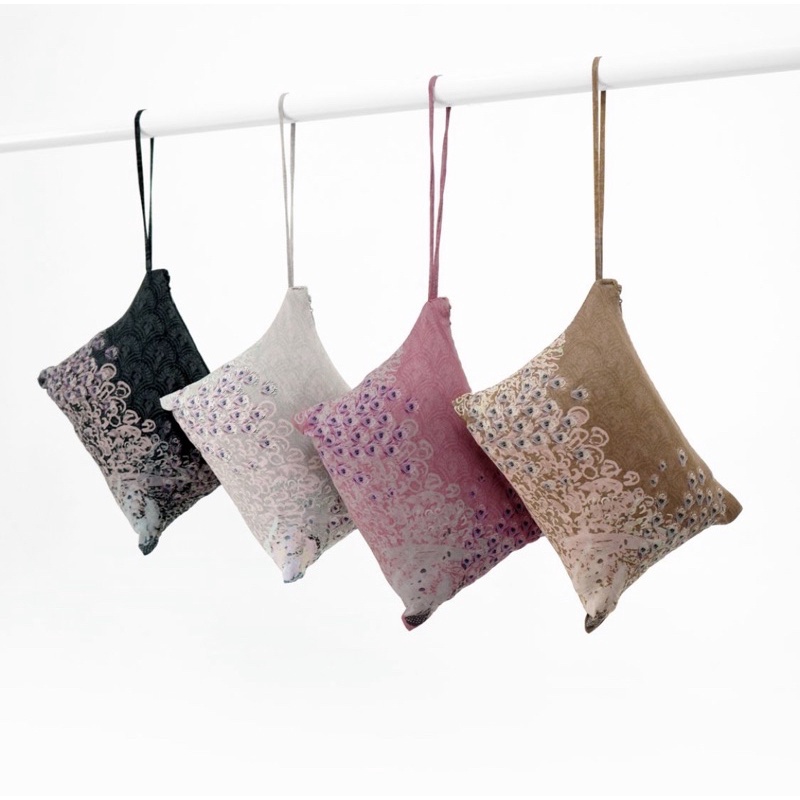 Buttonscarves Ederra Prayer Robe