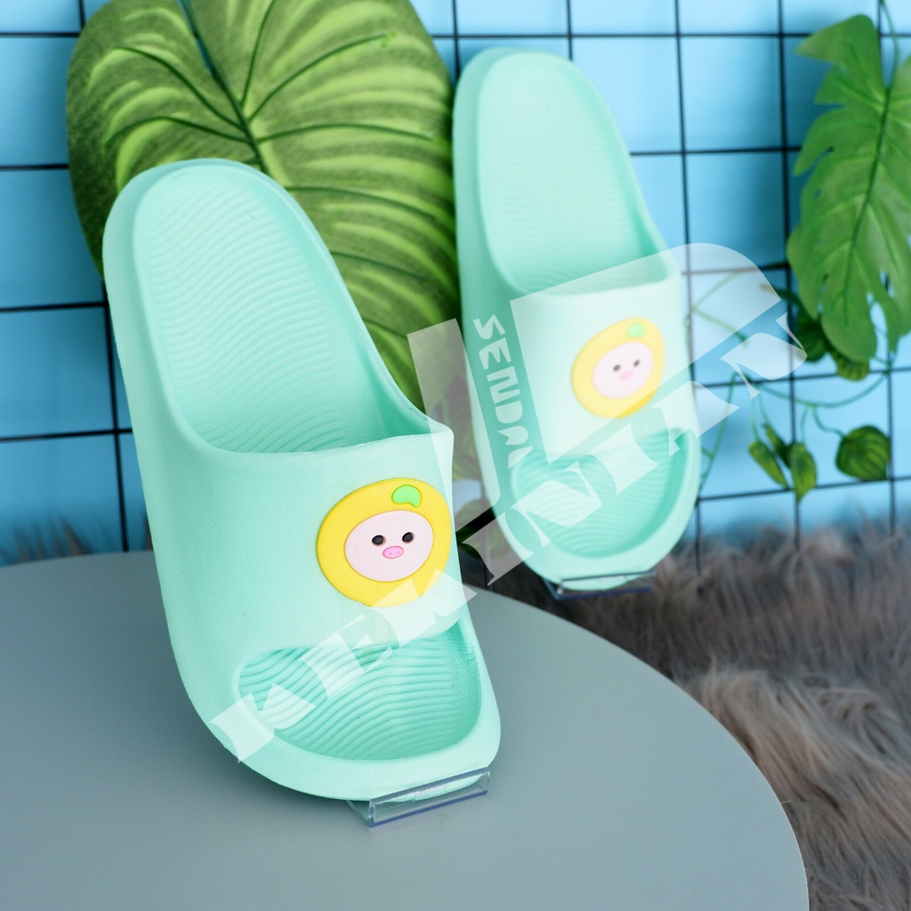 Sandal Anak-Anak slop kasual  / Sendal slop Anak-Anak / Sandal slop anak premium