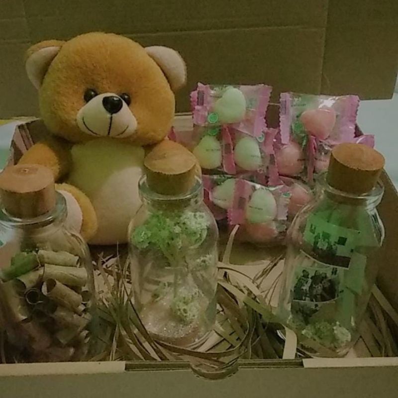 

Hamper
