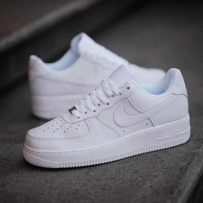 Sepatu Sneakers Nike Air Force Low All White Original 100% Pria Casual Noveastyle