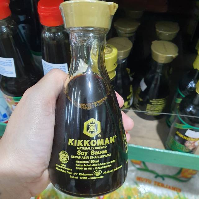 

KIKKOMAN soy sauce / kecap asin 150ml