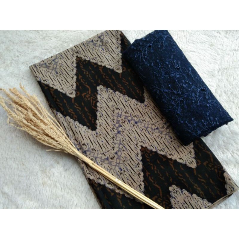 Kain Batik navy mix Tulle navy mutiara