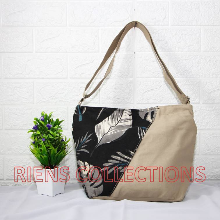 TAS SELEMPANG SLING BAG KANVAS KOMBINASI FLORAL LATAR HITAM SLC0104