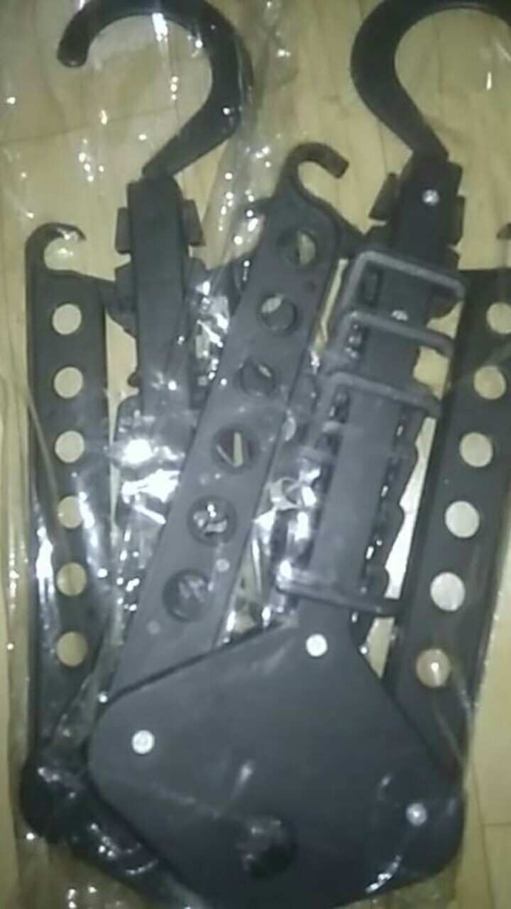 Magic Hanger Gantungan Baju Pakaian Multifungsi Portable