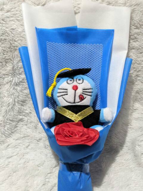 BUKET BUNGA BONEKA WISUDA | BUKET BUNGA | BONEKA STITCH | BONEKA DORAEMON | BONEKA HELLO KITTY