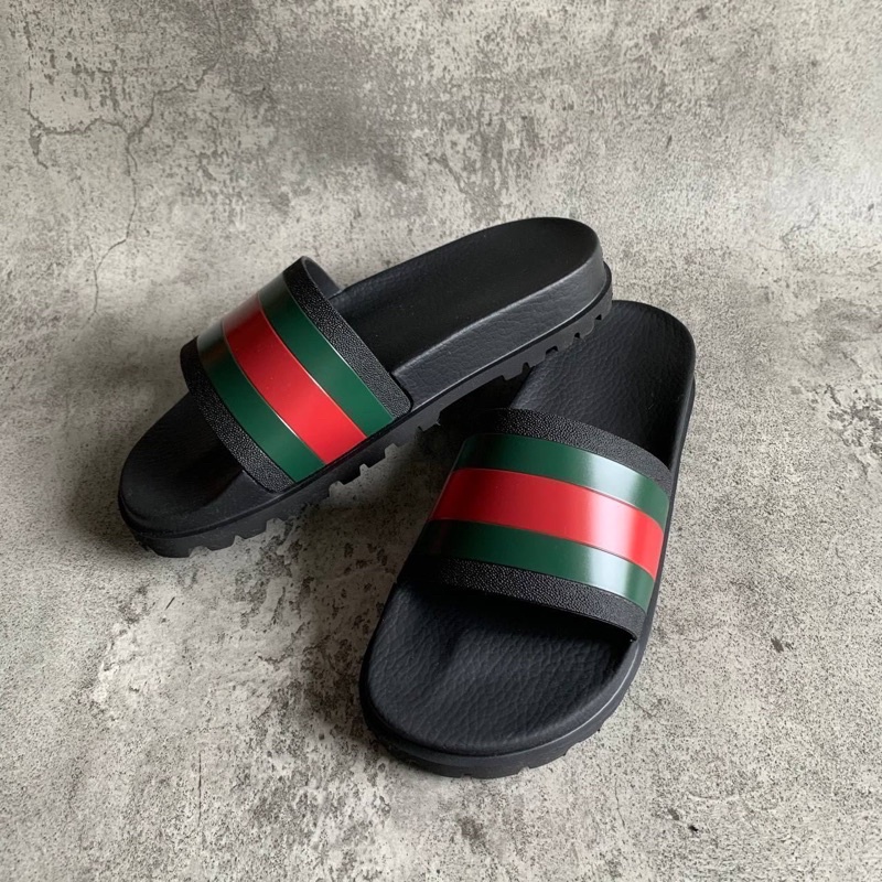 Gucci trek slide bawah gerigi black - Brandluxid 100% Authentic
