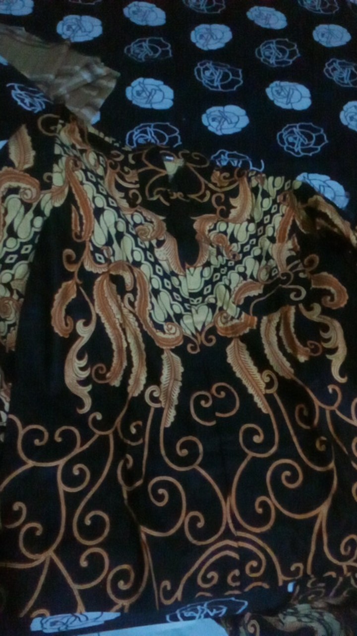 Baju Couple Batik Keluarga Atau Set Batik Sarimbit Keluarga Sania Ruffle Ori Ndoro Jowi Dnt