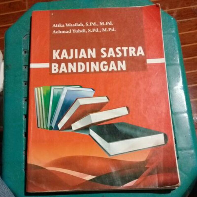 KAJIAN SASTRA BANDINGAN.