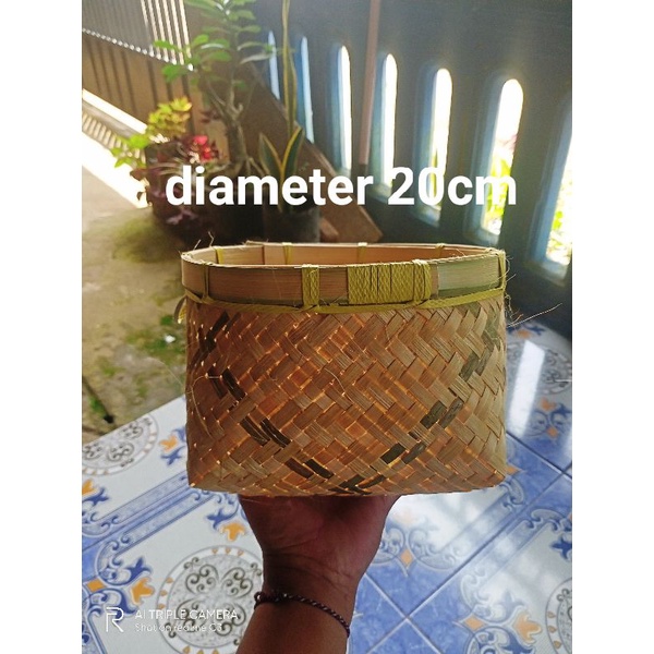 Tumbu bambu/tempat nasi bambu