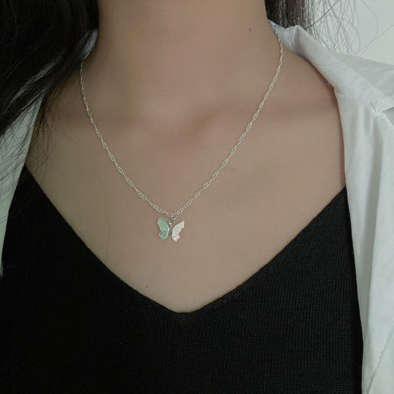 Butterfly Necklace Short Retro Clavicle Chain Pendant